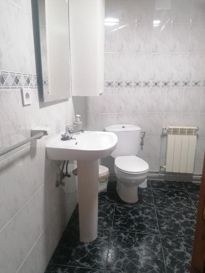 Casa Rural Apartamentos Angel Inguanzo Arenas De Cabrales Exterior foto